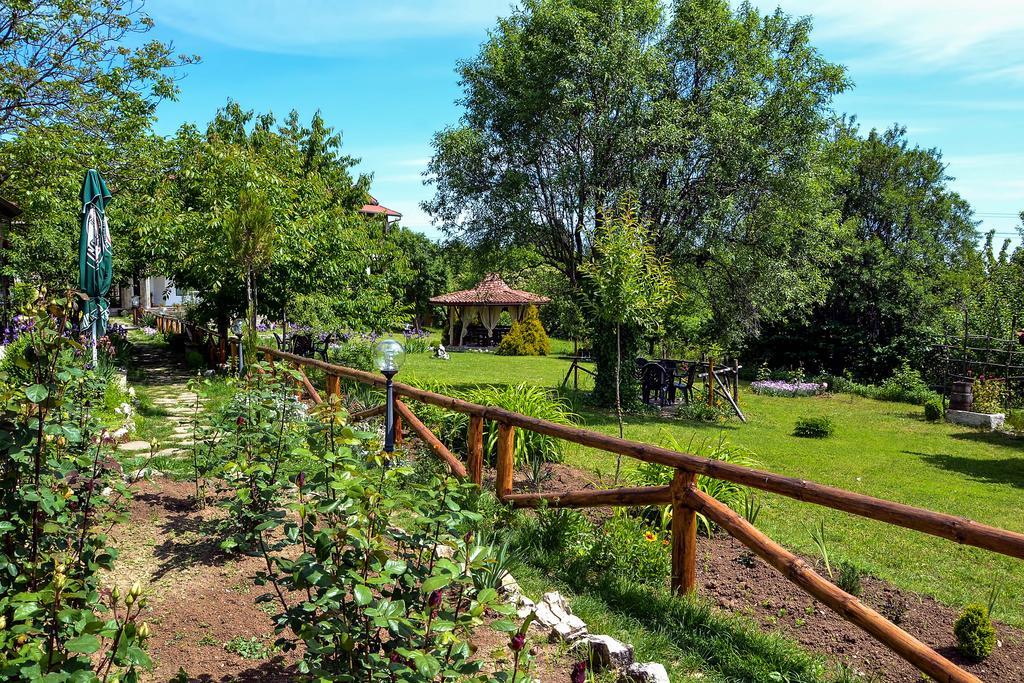 Park Hotel Djevana Gorna Oryakhovitsa Εξωτερικό φωτογραφία