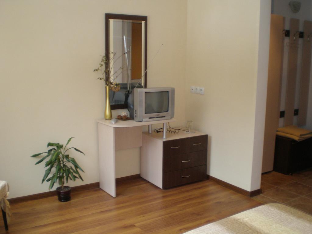 Park Hotel Djevana Gorna Oryakhovitsa Δωμάτιο φωτογραφία