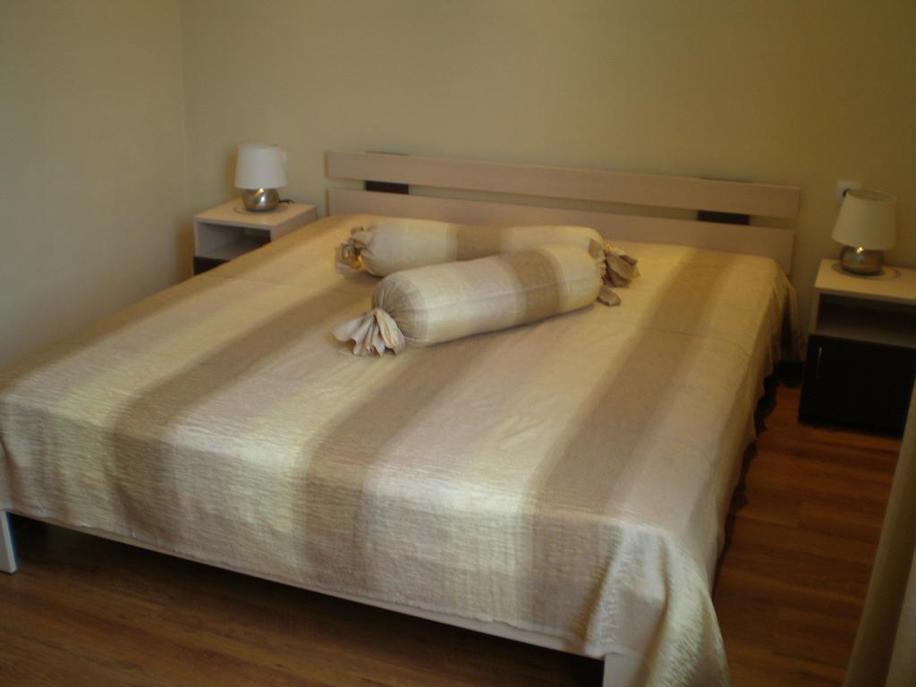 Park Hotel Djevana Gorna Oryakhovitsa Δωμάτιο φωτογραφία